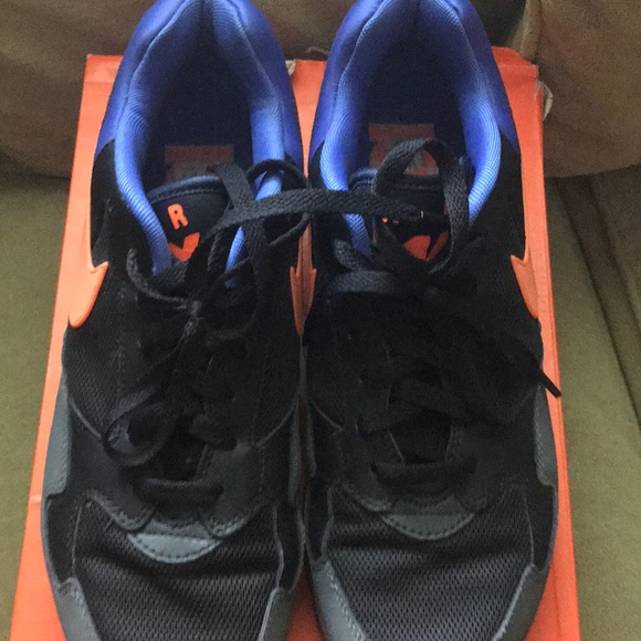 Nike Shoes - Picture 2 of 3